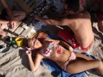 femei nud la plaja dezbracate