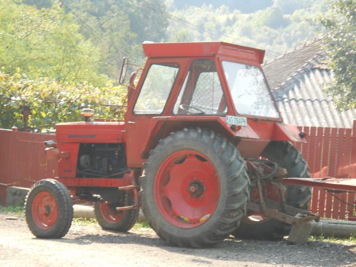 publi24 bistrita tractor